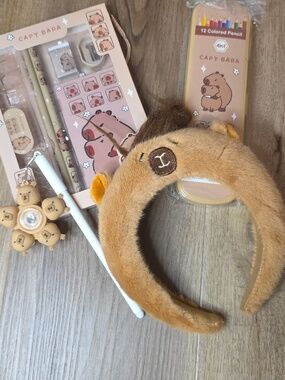 🍅 Capybara Bundle Set